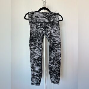 Lululemon Black and Gray Camouflage Leggings